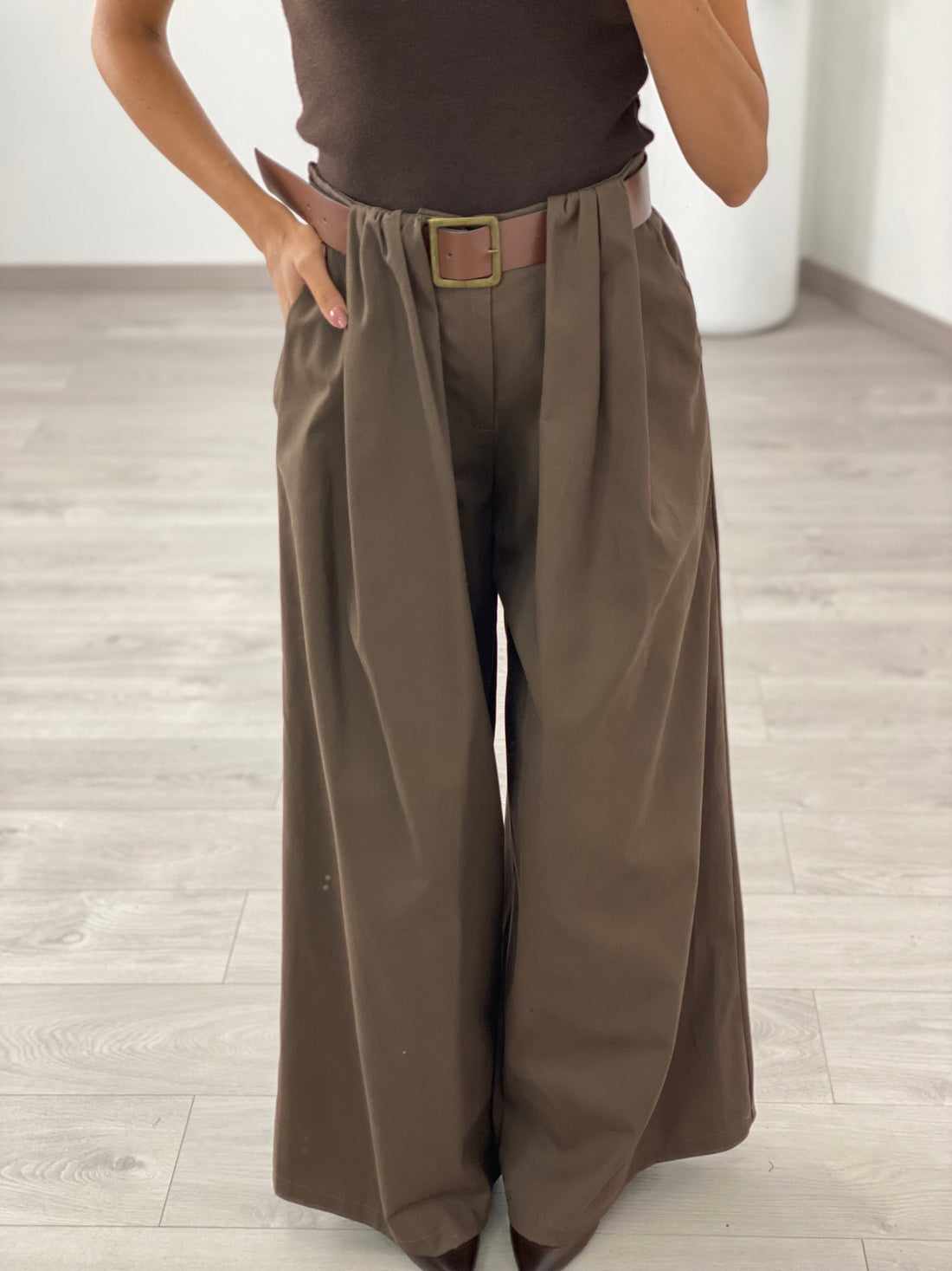 Pantalone “Farah” Marrone