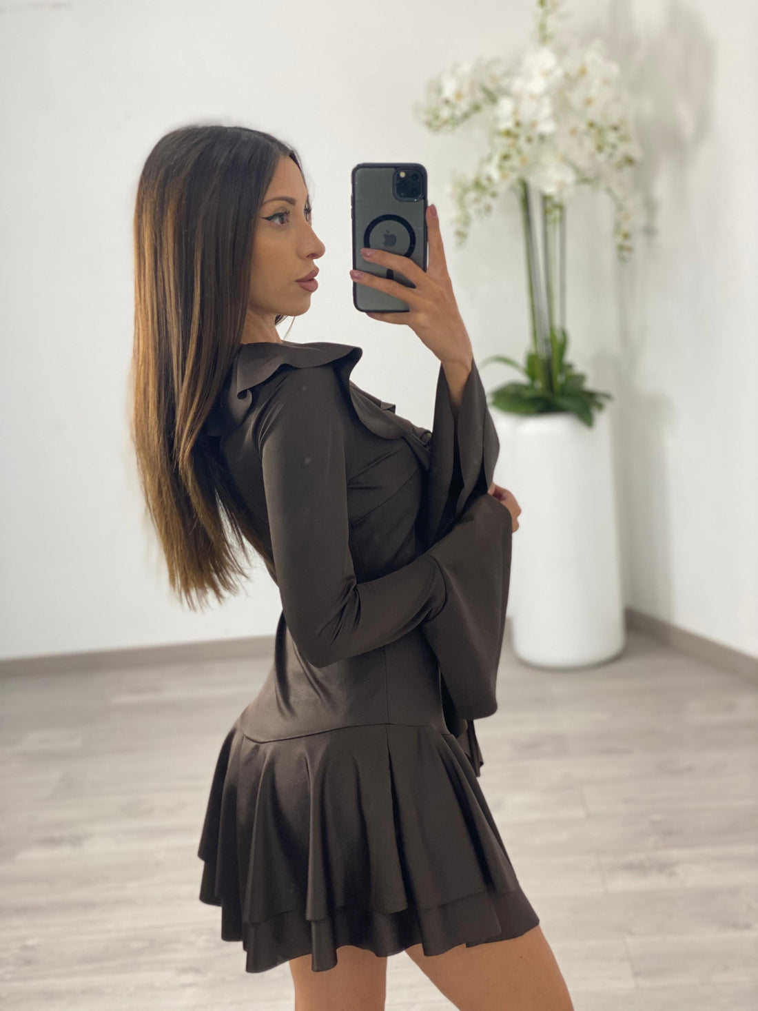 Abito "Amira" Marrone