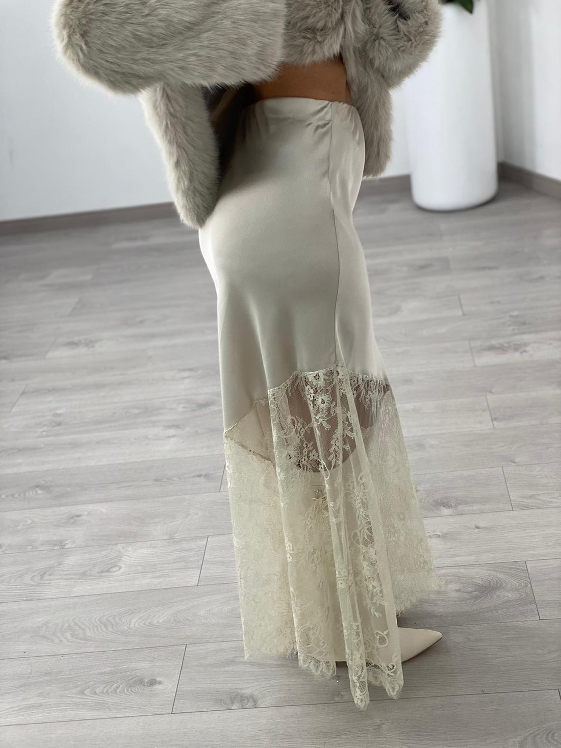 Gonna "Glenda" Beige