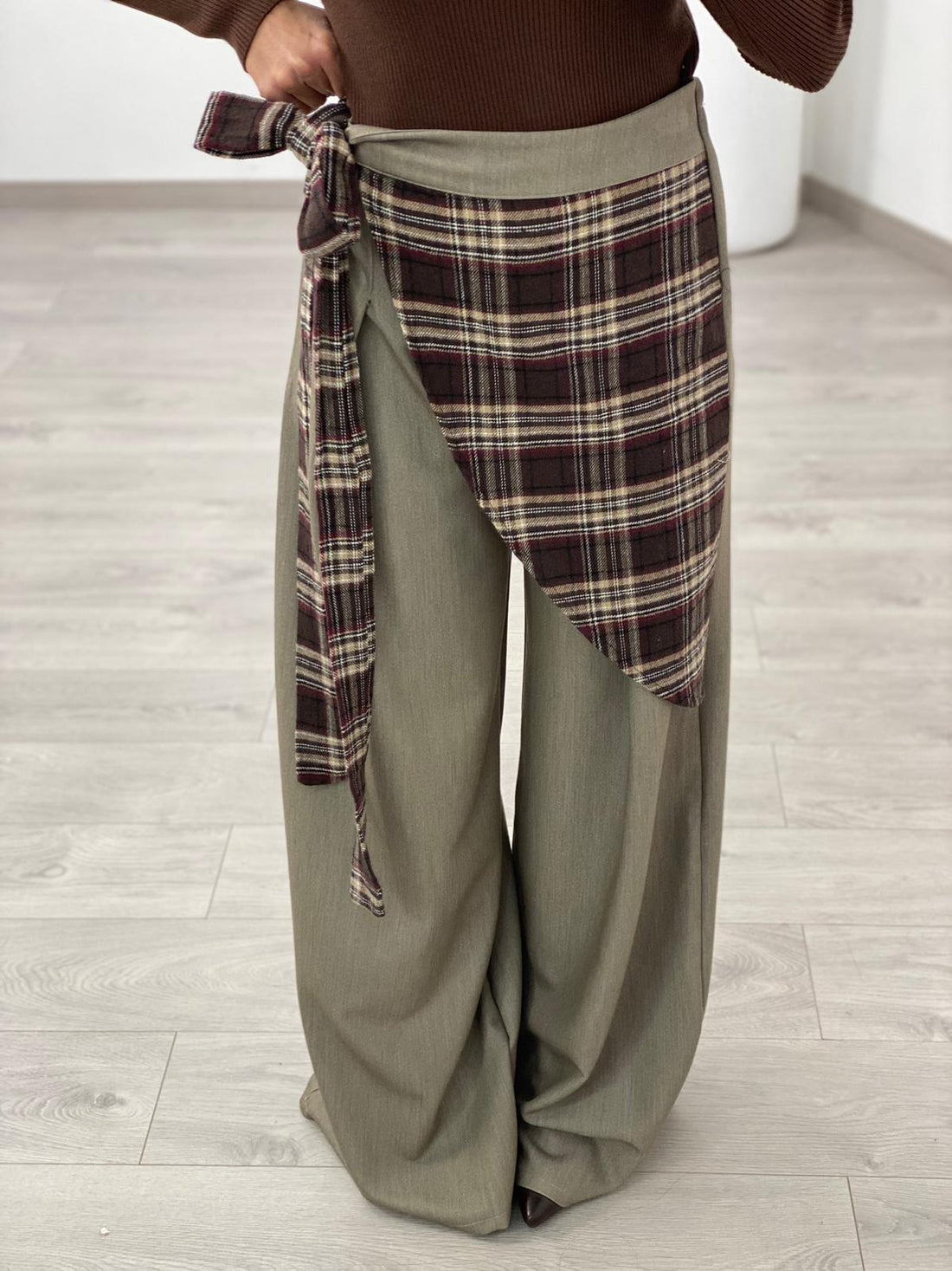 Pantalone "Esme" Fango
